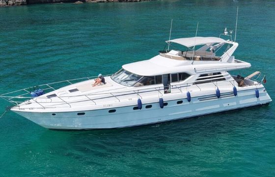 Motorboat Princess 65 900hp