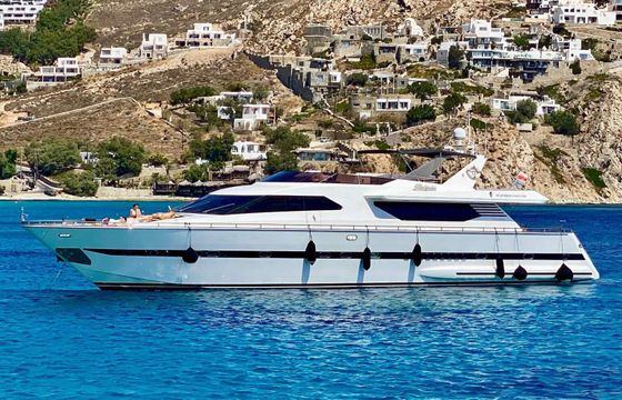 Motor yacht ABSOLUTE Superphantom 85+ 2400hp