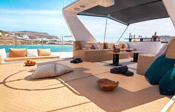 Motor yacht ABSOLUTE Superphantom 85+ 2400hp