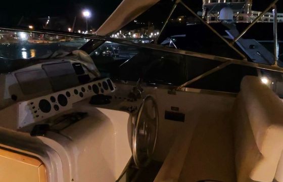 Motorboat Ferretti Altura 50 750hp