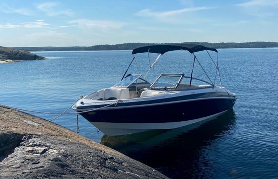Motorboat Four Winns 190 Horizon 225hp