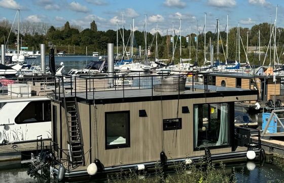 Houseboat Custom XL plus 2hp