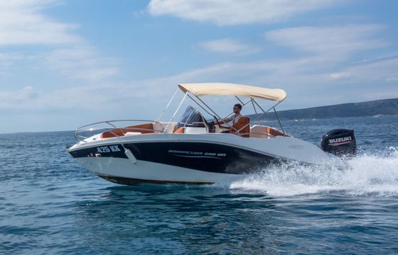 Motorboat Barracuda 686 WA 200hp