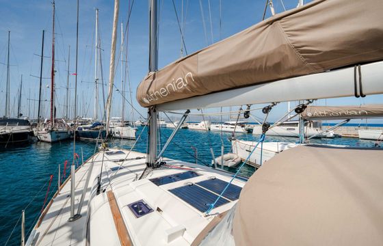 Sailboat Jeanneau Sun Odyssey 479 14.43m