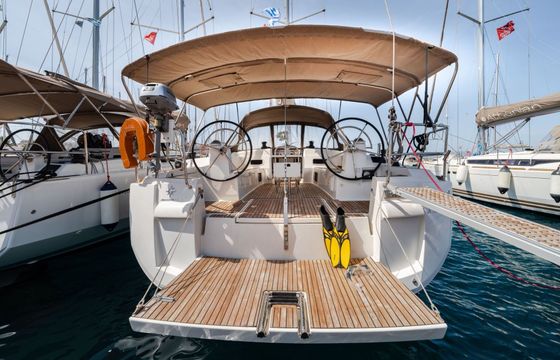 Sailboat Jeanneau Sun Odyssey 479 14.43m