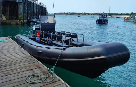 Motorboat Valiant Dr 750 225hp