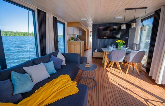 Houseboat WOMA D13