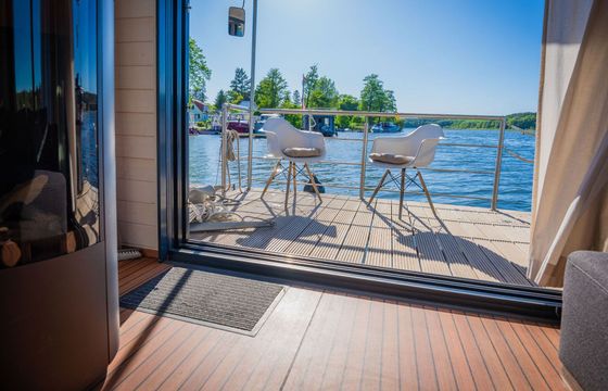 Houseboat WOMA D13