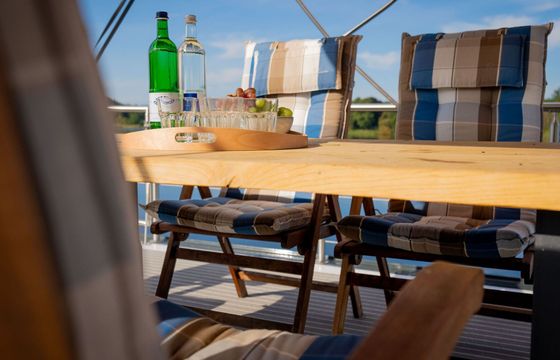 Houseboat WOMA D13
