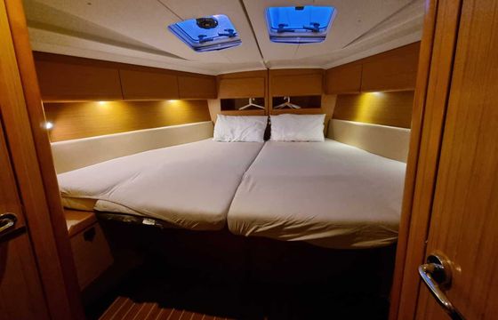 Sailboat Jeanneau Sun Odyssey 49 Ds 14.98m
