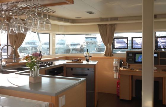 Catamaran Lagoon 52 F 16m