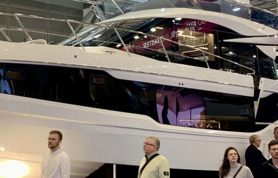 Motorboat Galeon Yachts 440 fly 700hp