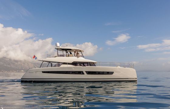 Catamaran Fountaine Pajot POWER 67 20m