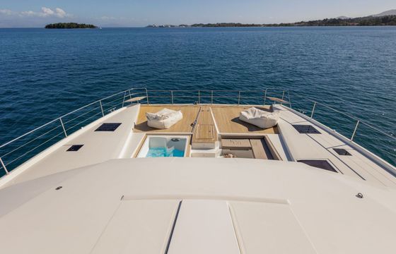 Catamaran Fountaine Pajot POWER 67 20m