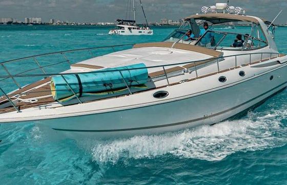 Motorboat Cruiser Sport 300hp