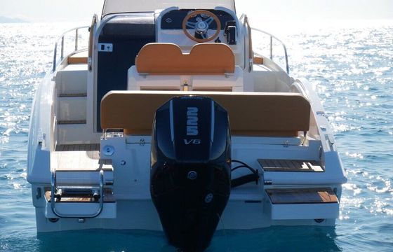 Motorboat Prua al vento Huracan 7.0 200hp
