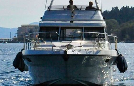 Motor yacht Beneteau princess 45 flybridge