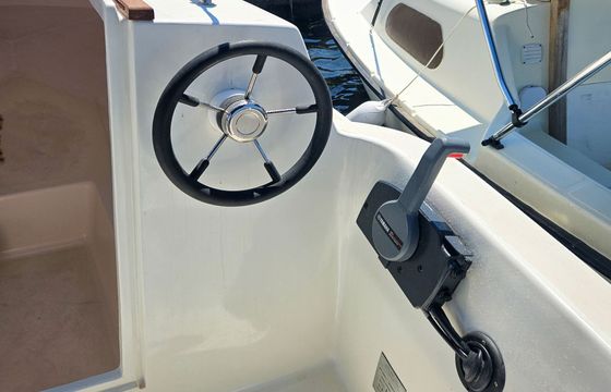 Motorboat Adria Cabin 15hp