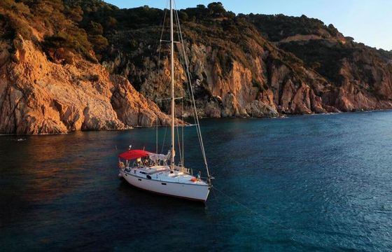 Sailboat Beneteau Oceanis 430 13m