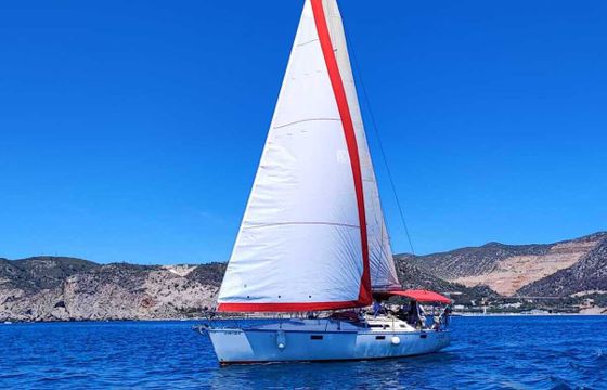 Sailboat Beneteau Oceanis 430 13m