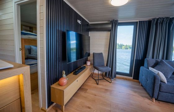Houseboat WOMA D13