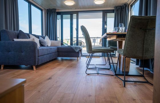 Houseboat WOMA D13