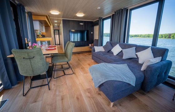 Houseboat WOMA D13