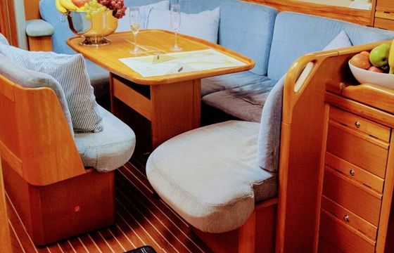Sailboat Bavaria Yachtbau  40 Cruiser 11.99m
