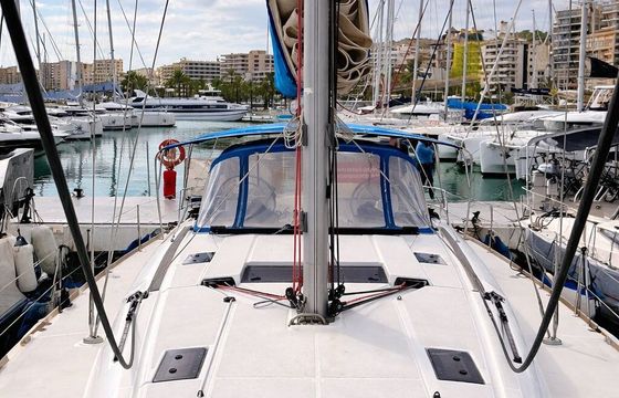 Sailboat Jeanneau Sun Odyssey 469 14.05m