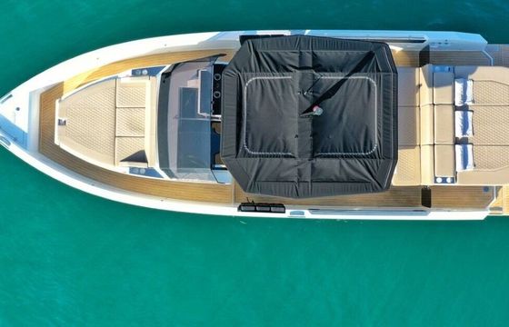 Motorboat de antonio D-32 OPEN 600hp