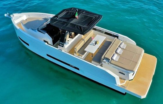 Motorboat de antonio D-32 OPEN 600hp