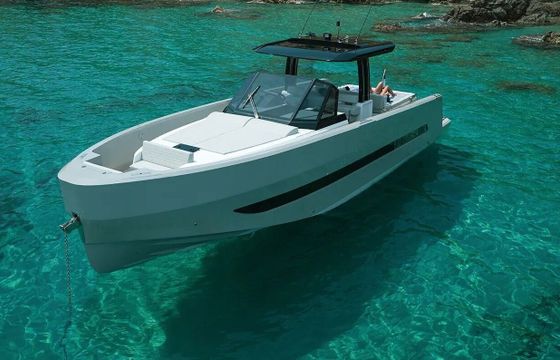 Motorboat Galeon med 42