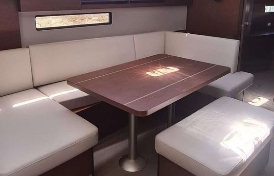 Sailboat Beneteau Oceanis 40.1 12.87m