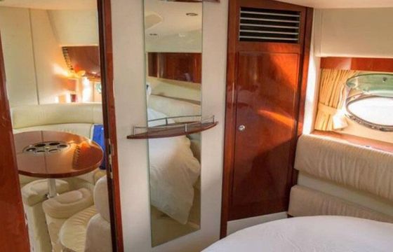 Motorboat Fairline Targa 40 580hp