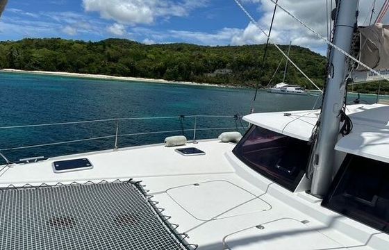 Catamaran Fountaine Pajot Helia 44 13.3m