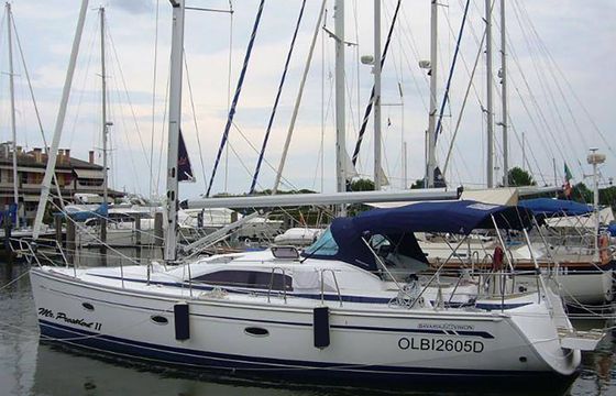 Sailboat Bavaria Vision 40 12m