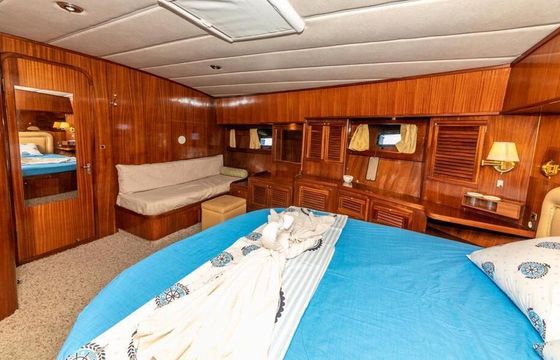 Motor yacht 2008 2008 800hp