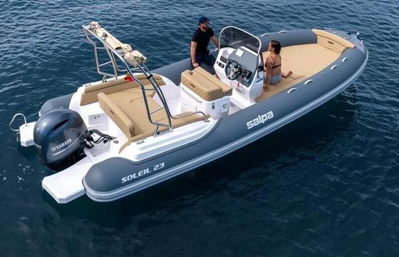Motorboat Salpa Soleil 23 200hp