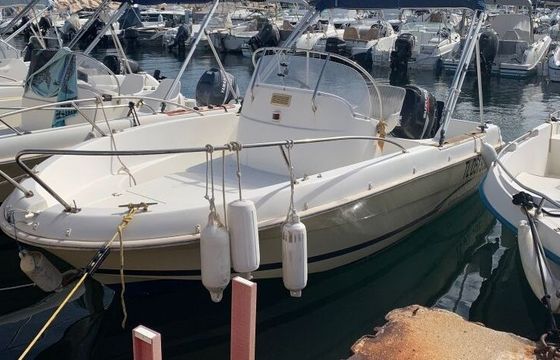 Motorboat Jeanneau CAP CAMARAT 545 90hp