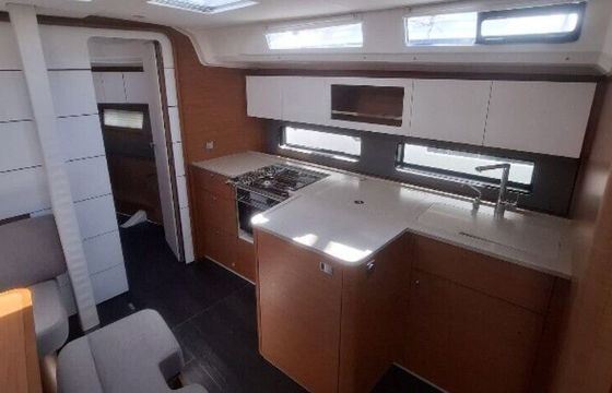 Sailboat Dufour 41 12m