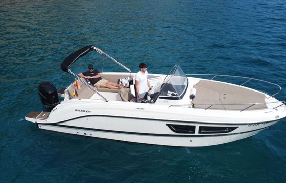 Motorboat Quicksilver Activ 805 Sundeck 225hp