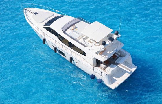 Motor yacht Ferretti 630 2450hp