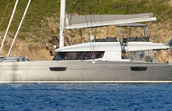 Catamaran FOUNTAINE PAJOT IPANEMA 58 17.8m