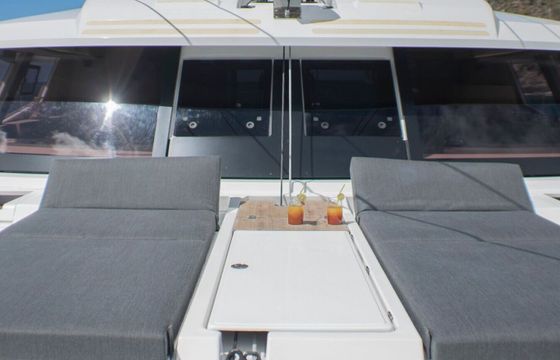 Catamaran FOUNTAINE PAJOT IPANEMA 58 17.8m