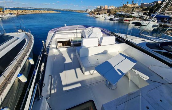 Motor yacht Mochi Craft 56 fly 1640hp
