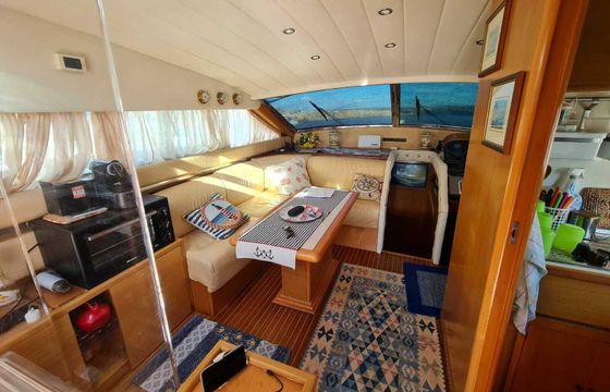 Motor yacht Mochi Craft 56 fly 1640hp