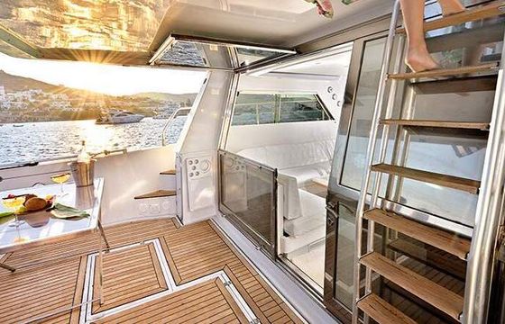 Motor yacht Ferretti Fly 52ft 1500hp