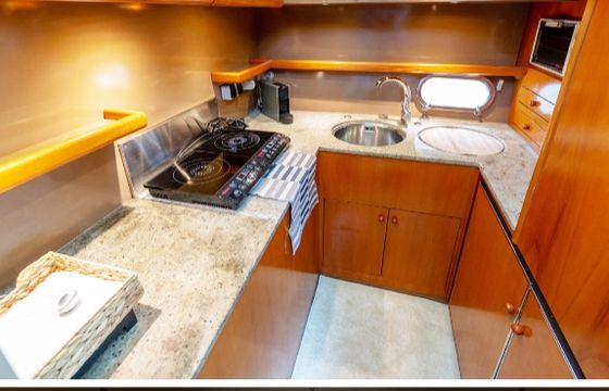 Motor yacht Ferretti Fly 52ft 1500hp
