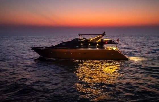 Motor yacht Anna 85 ft Azimut 900hp