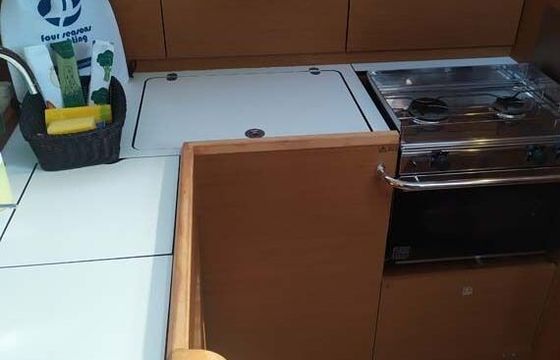 Sailboat JEANNEAU SUN ODYSSEY 419 12.76m